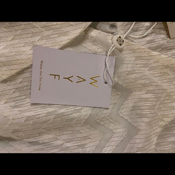 WAYF bell sleeve bodysuit. Size Small. - Picture 2 of 5